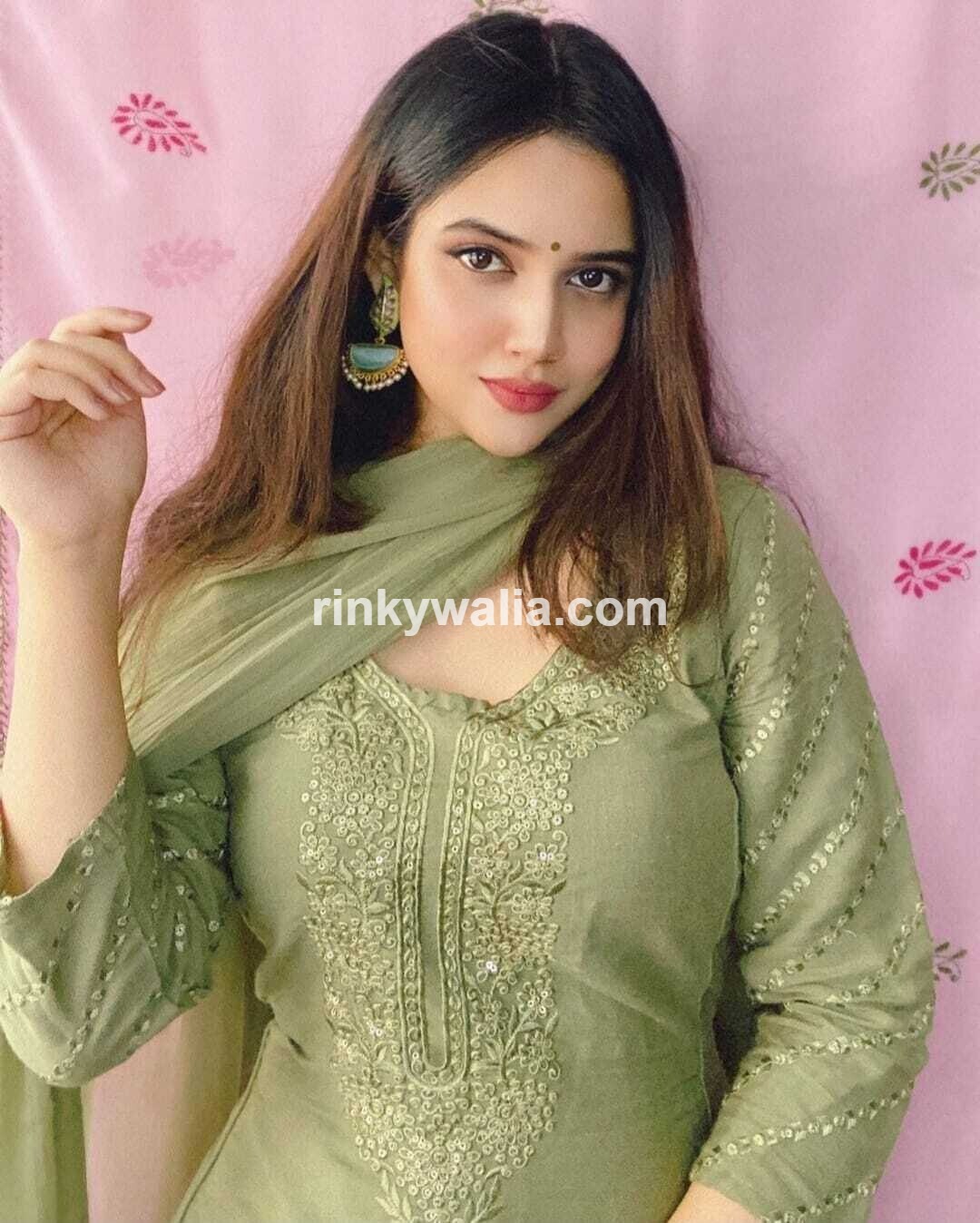 Independent Call Girls in Akbarpur